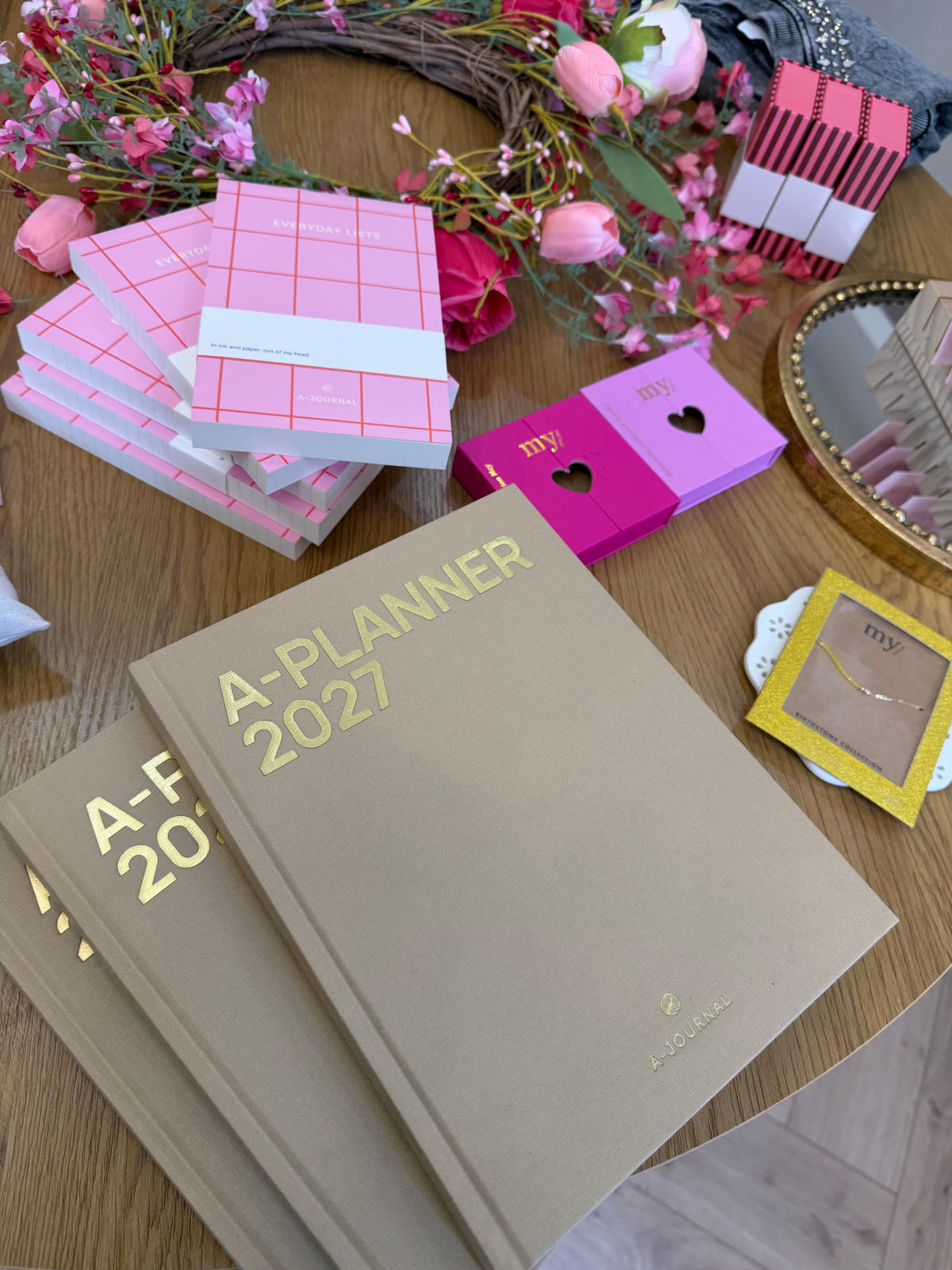 Planner 2027 agenda et notes beige et or