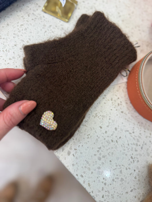 Mitaine santa Marron + broche glitter cœur